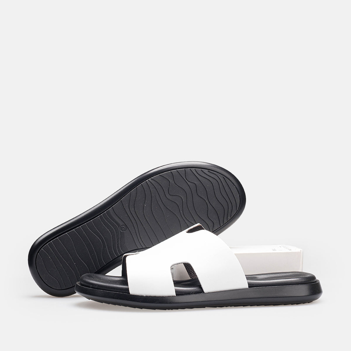 Volzak 5405 Leather Sandal White
